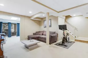 23 Eton Ct, Bedminster Township, NJ 07921 - Photo 27