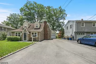 582 Lake Shore Dr, Parsippany, NJ 07054 - Photo 9