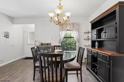 506 Violet Ln, Jackson, NJ 08527 - Photo 9