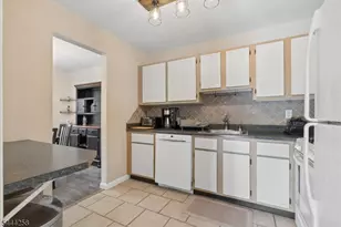 506 Violet Ln, Jackson, NJ 08527 - Photo 11