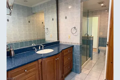 159 Sherwood Ave, Teaneck Township, NJ 07666 - Photo 5