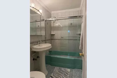 159 Sherwood Ave, Teaneck Township, NJ 07666 - Photo 23