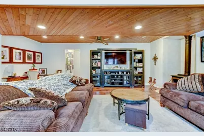 52 Ashburn Rd, Wayne, NJ 07470 - Photo 15