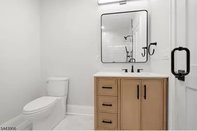 180 Roundtop Rd, Bernardsville, NJ 07924 - Photo 19