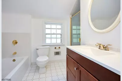 742 Ridgewood Rd, Millburn, NJ 07041 - Photo 9