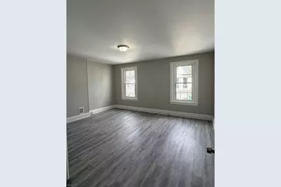 21 Reese Ct, Phillipsburg, NJ 08865 - Photo 9