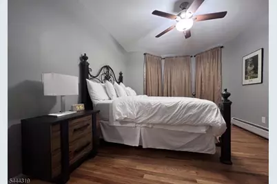 37 N 16th St, East Orange, NJ 07017 - Photo 3