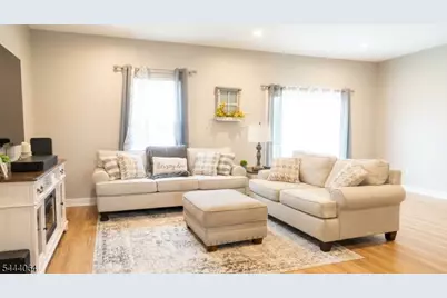 16 Marsh Way, Mount Olive, NJ 07828 - Photo 5