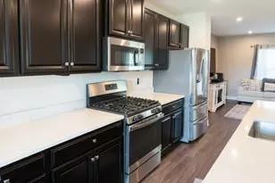 16 Marsh Wy, Mount Olive, NJ 07828 - Photo 3
