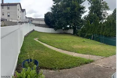 100 Hancox Ave, Nutley, NJ 07110 - Photo 5