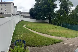 100 Hancox Ave, Nutley, NJ 07110 - Photo 5