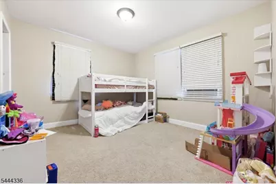 113 E Cedar St, Livingston, NJ 07039 - Photo 17