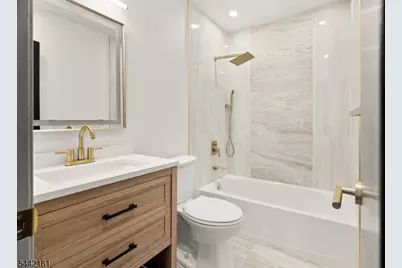 51 Taurus Dr, 3D, Hillsborough Township, NJ 08844 - Photo 17