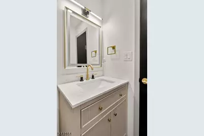 51 Taurus Dr, 3D, Hillsborough Township, NJ 08844 - Photo 27