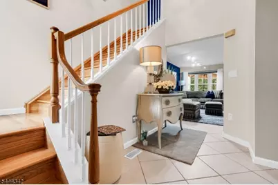 68 Delaware Ln, Branchburg Township, NJ 08876 - Photo 5