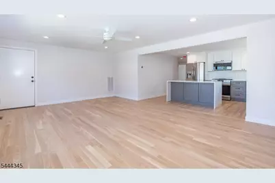 99 Baldwin Pl, Bloomfield, NJ 07003 - Photo 3