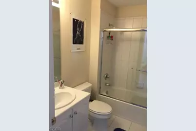 627 Binghampton Ln #627, Livingston Twp., NJ 07039 - Photo 11