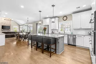 1 Thames Ln, Raritan Township, NJ 08822 - Photo 13