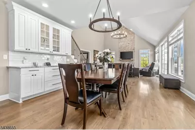 1 Thames Ln, Raritan Township, NJ 08822 - Photo 15