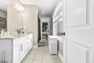 1 Thames Ln, Raritan Township, NJ 08822 - Photo 31