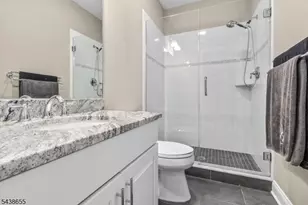 1 Thames Ln, Raritan Township, NJ 08822 - Photo 17