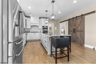 1 Thames Ln, Raritan Township, NJ 08822 - Photo 11
