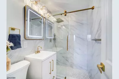 377 S Harrison St #17F, East Orange, NJ 07018 - Photo 11