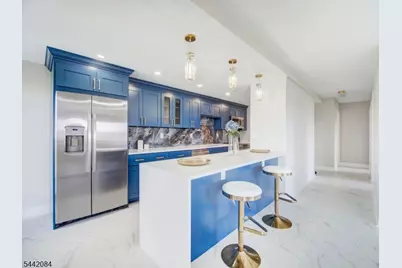 377 S Harrison St #17F, East Orange, NJ 07018 - Photo 9