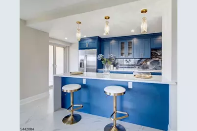 377 S Harrison St #17F, East Orange, NJ 07018 - Photo 3