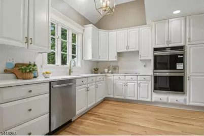 64 Washington Ave, Morristown, NJ 07960 - Photo 9