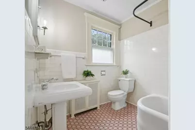 64 Washington Ave, Morristown, NJ 07960 - Photo 17