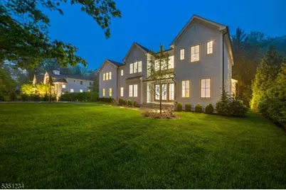 11 Addison Dr, Millburn, NJ 07078 - Photo 3
