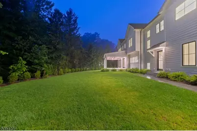 11 Addison Dr, Millburn, NJ 07078 - Photo 9