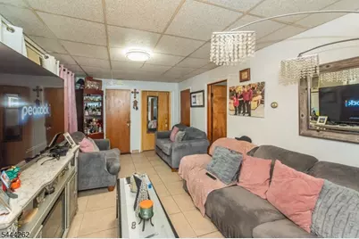 1029 E 19th St, Paterson, NJ 07501 - Photo 5
