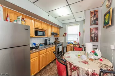 1029 E 19th St, Paterson, NJ 07501 - Photo 11