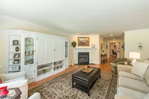 46 Village Dr, Montville Township, NJ 07045 - Photo 9