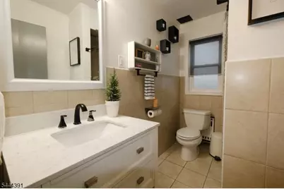 534 Monmouth Ave, Linden, NJ 07036 - Photo 17