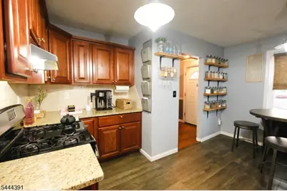 534 Monmouth Ave, Linden, NJ 07036 - Photo 9