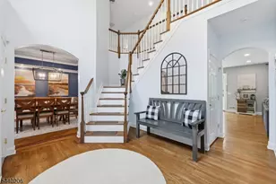 2 Ming Ct, Chester, NJ 07930 - Photo 7