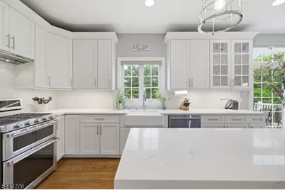 2 Ming Ct, Chester, NJ 07930 - Photo 15