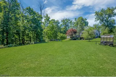 215 Mountainview Rd, Warren Township, NJ 07059 - Photo 35