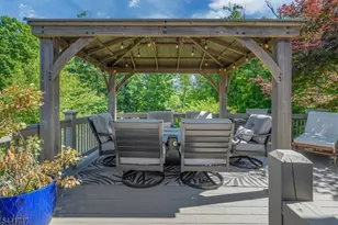 215 Mountainview Rd, Warren Township, NJ 07059 - Photo 25