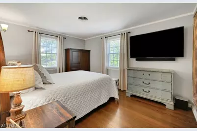 215 Mountainview Rd, Warren Township, NJ 07059 - Photo 17