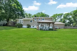 19 Lawrence Rd, Wayne, NJ 07470 - Photo 29