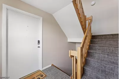 680 Union Ave #C3, Belleville Twp., NJ 07109 - Photo 3