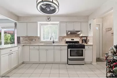 35 Passaic Ave, Woodland Park, NJ 07424 - Photo 9