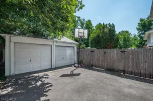 975 Maurice Ave, Rahway, NJ 07065 - Photo 21