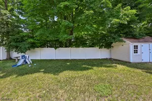 35 Spruce Rd, Pompton Lakes, NJ 07442 - Photo 23
