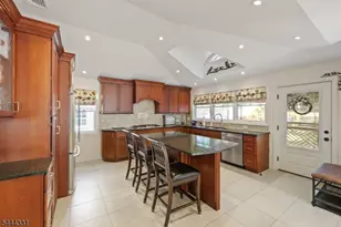 99 Lynwood Rd, Verona, NJ 07044 - Photo 11