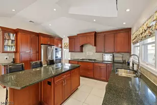 99 Lynwood Rd, Verona, NJ 07044 - Photo 13